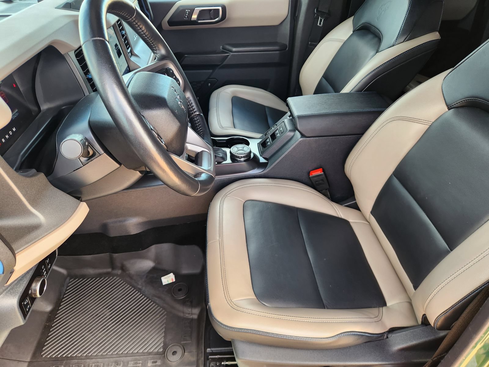 Used 2024 Ford Bronco Wildtrak AWD/4WD image 13