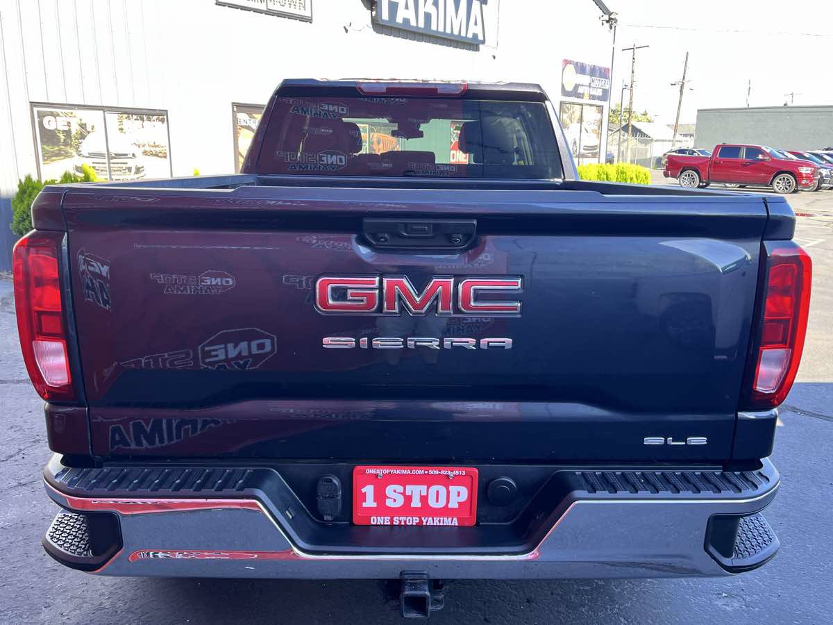 Used 2023 GMC Sierra 1500 SLE w/ Enhanced Capability Package AWD/4WD image 6
