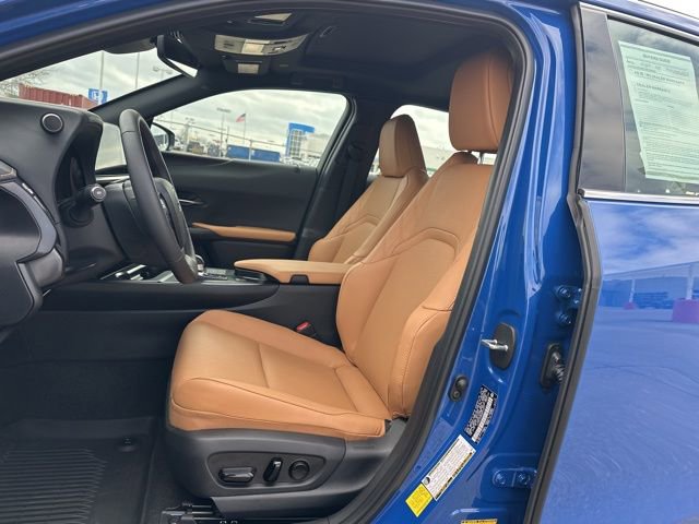 Used 2025 Lexus UX 300h AWD w/ Cold Area Package image 10