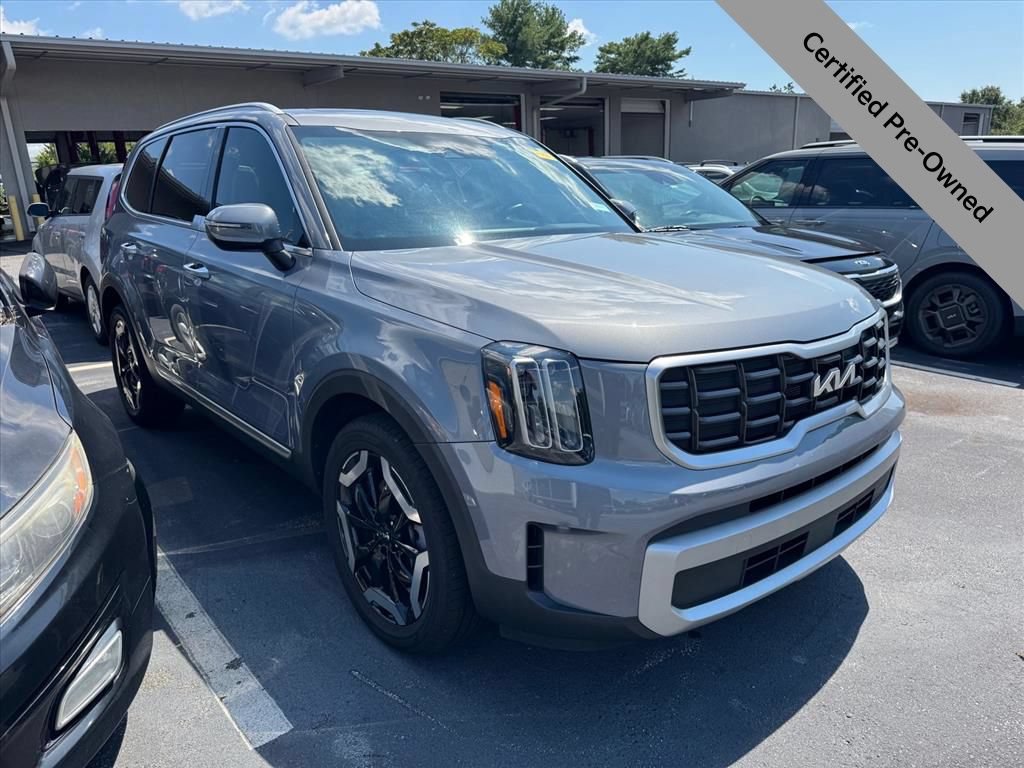 Certified 2023 Kia Telluride S w/ S Sunroof Package FWD image 1