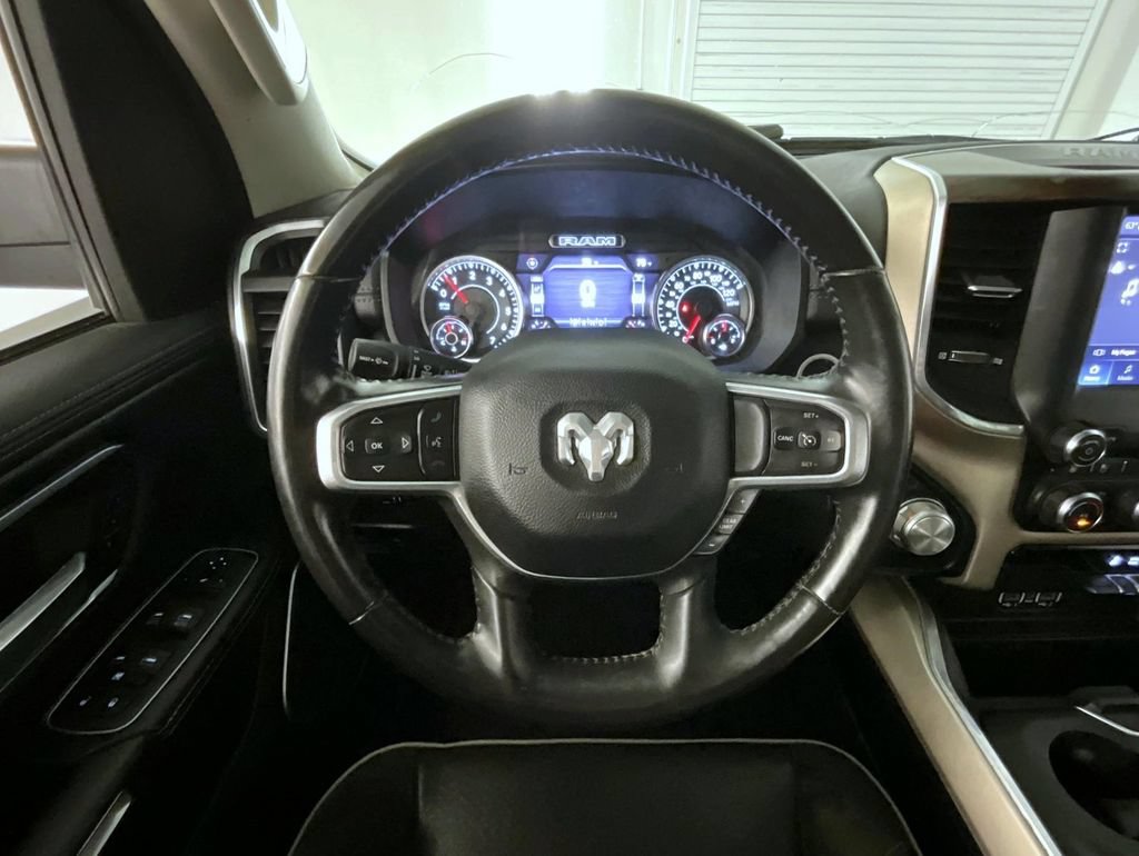 Used 2022 RAM 1500 Laramie AWD/4WD image 11