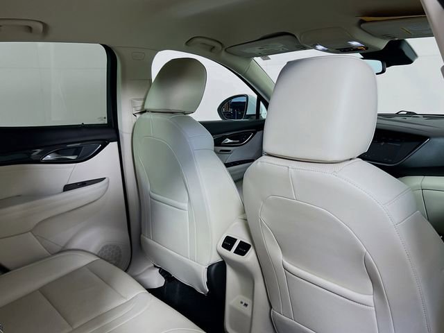 Used 2022 Buick Envision Essence w/ Safety Package image 8