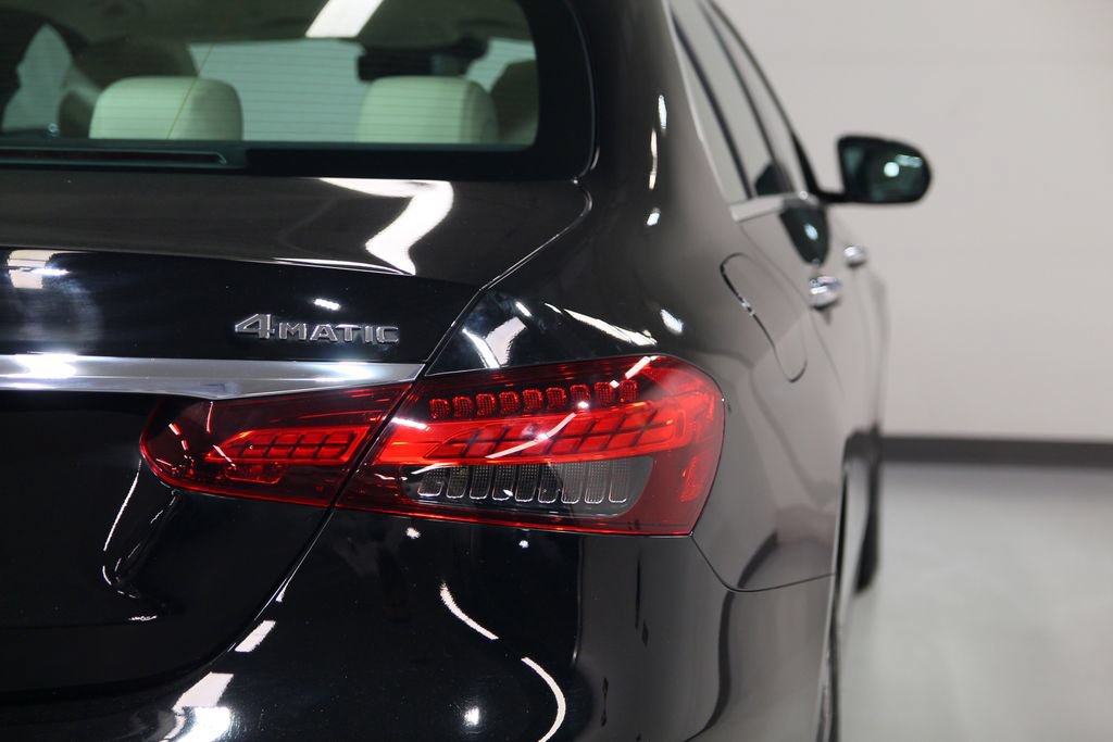 Certified 2021 Mercedes-Benz E 350 4MATIC Sedan image 17