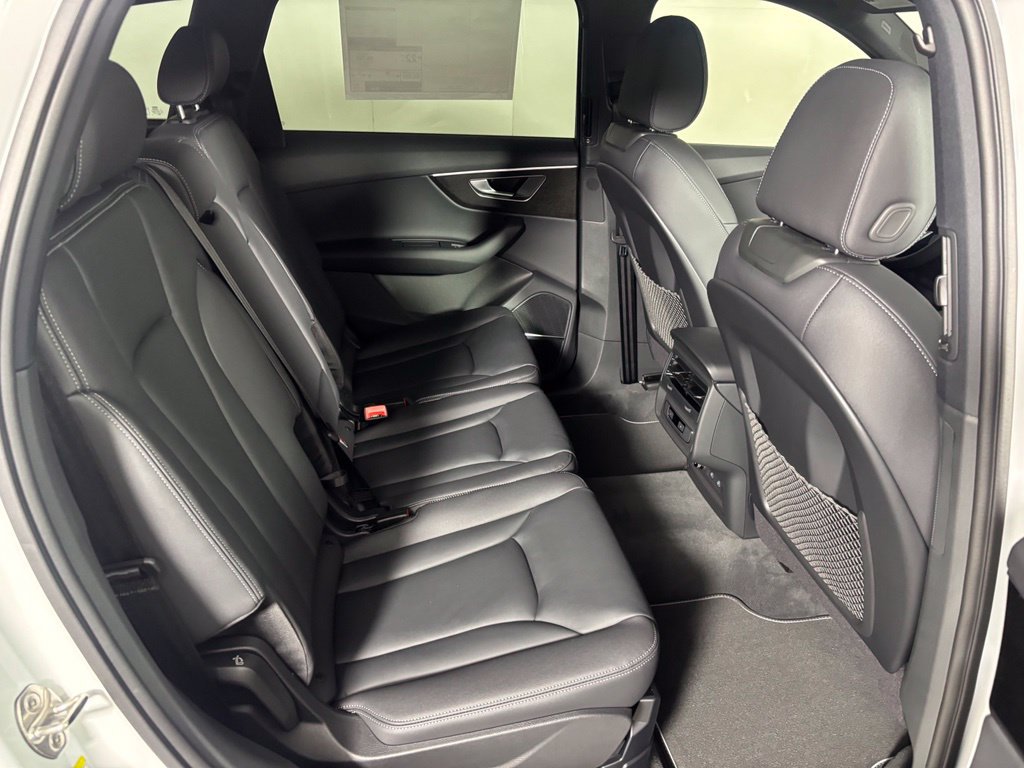 New 2026 Audi Q7 2.0T Premium AWD/4WD image 12