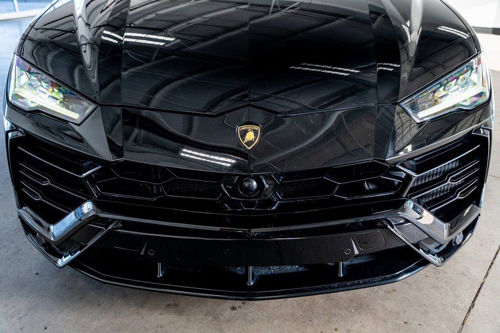 Used 2021 Lamborghini Urus image 15