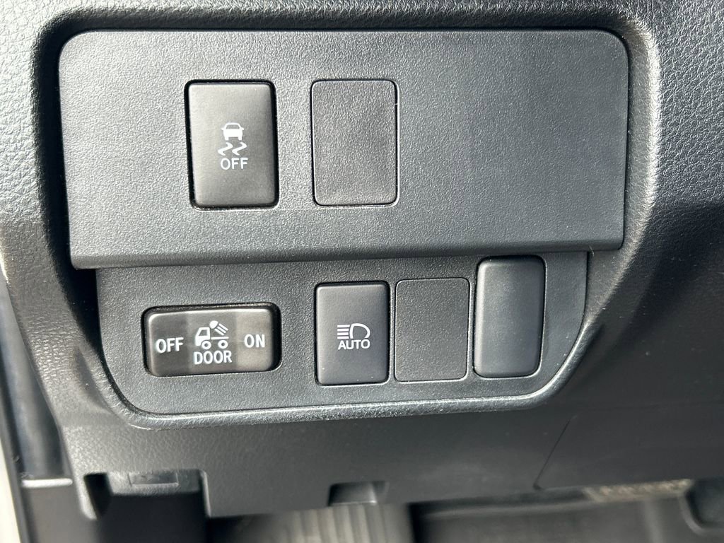 Used 2023 Toyota Tacoma SR5 image 24