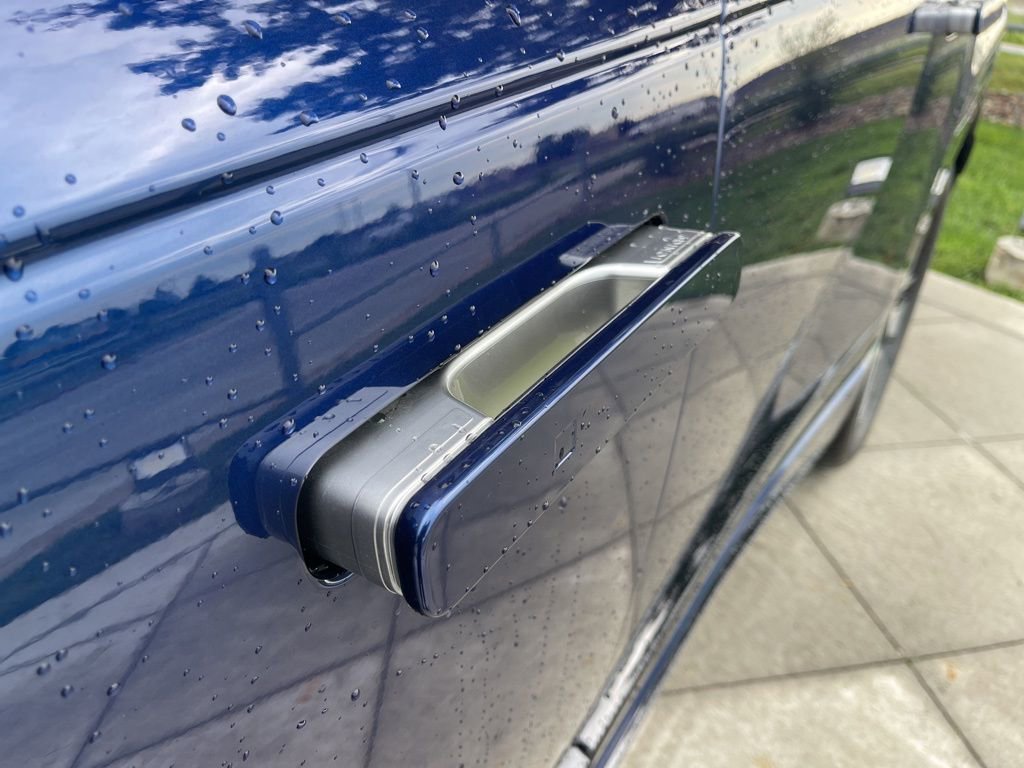 New 2026 Hyundai Ioniq 9 SEL image 11