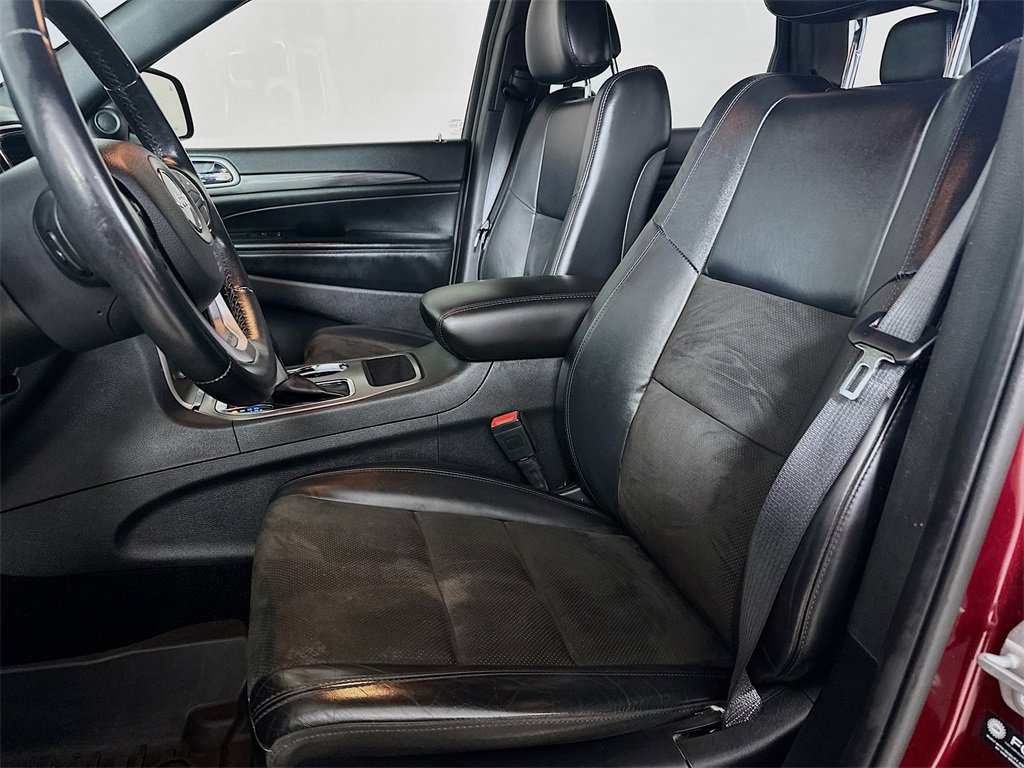 Used 2021 Jeep Grand Cherokee Laredo X image 8