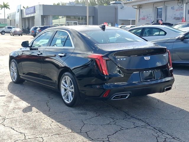 Used 2022 Cadillac CT4 Luxury RWD image 3