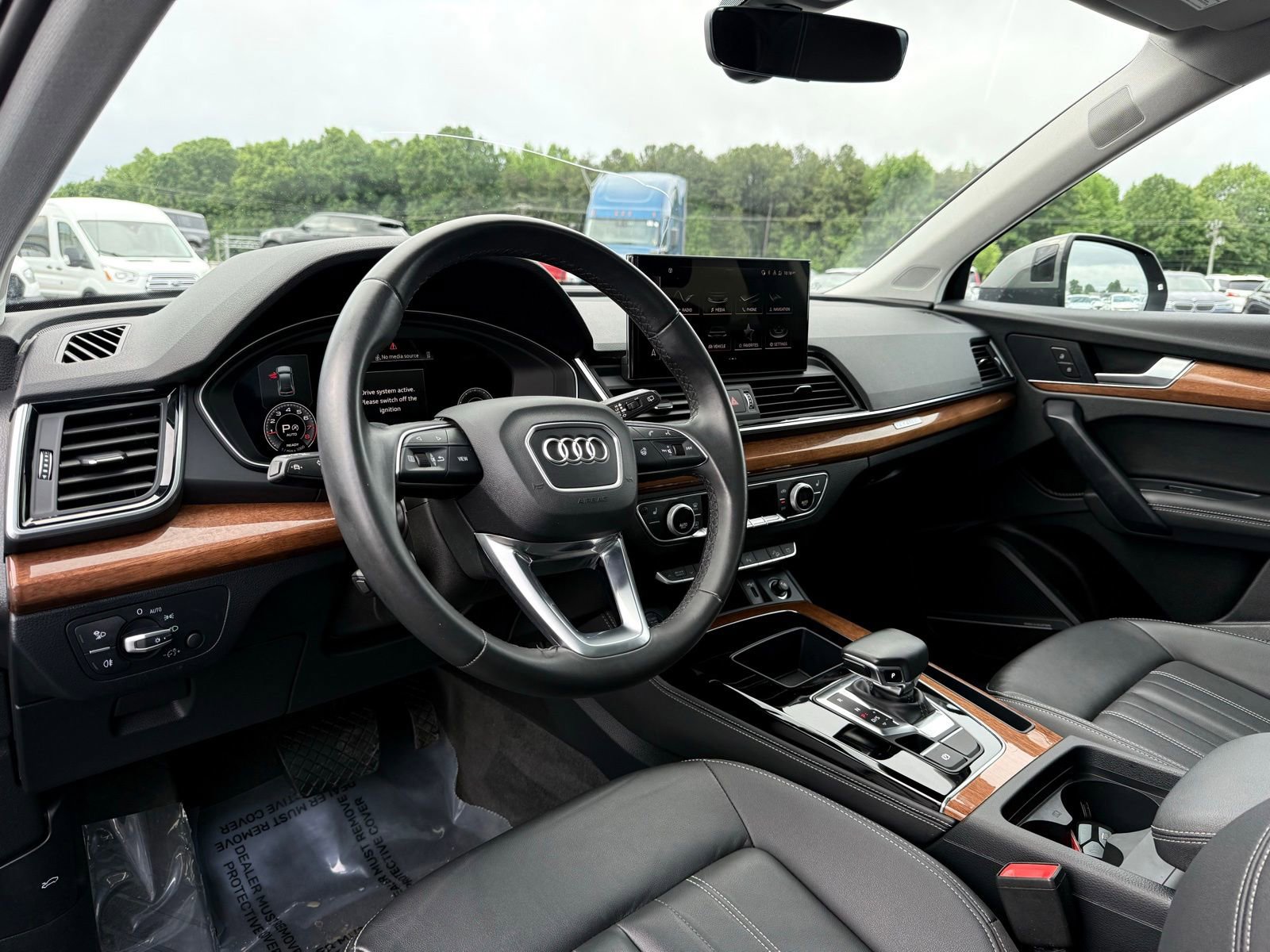 Used 2023 Audi Q5 2.0T Premium Plus w/ Premium Plus Package AWD/4WD image 21