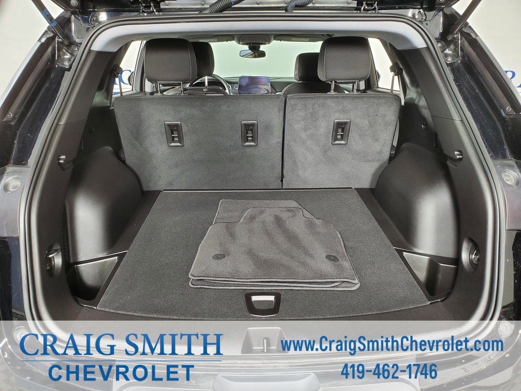 Used 2025 Chevrolet Blazer LT image 17