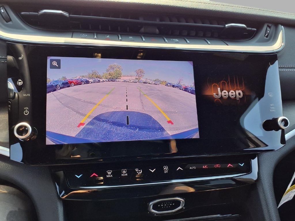 New 2026 Jeep Grand Cherokee Altitude AWD/4WD image 6