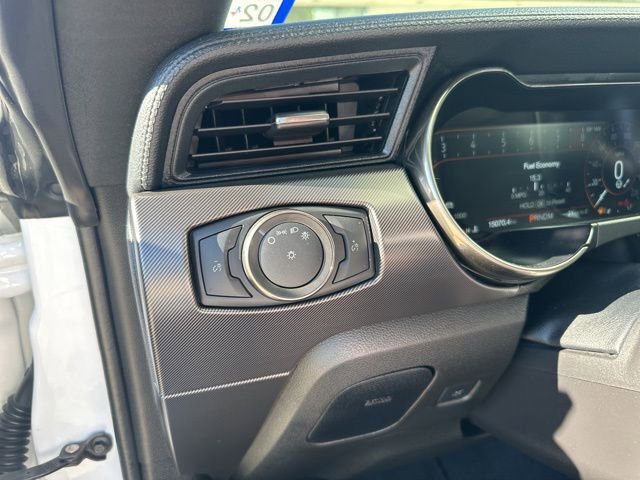 Used 2021 Ford Mustang Shelby GT500 w/ Technology Package image 17