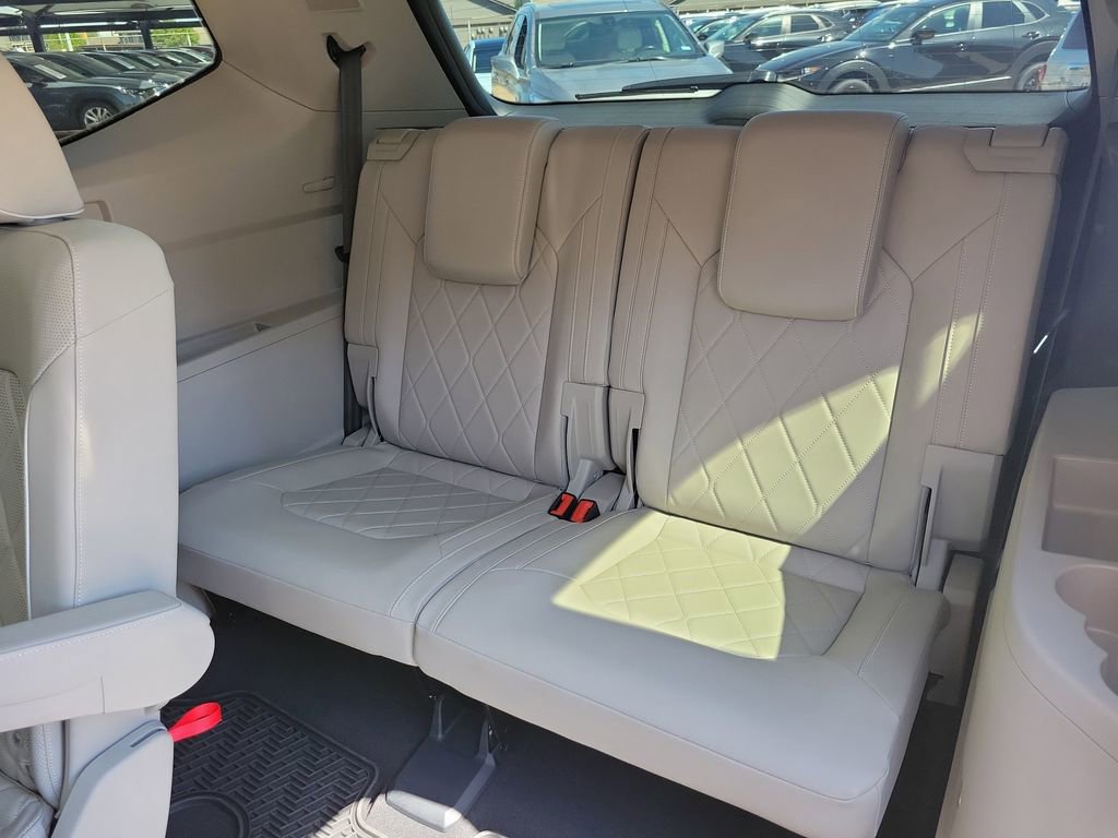 Used 2024 Volkswagen Atlas SEL Premium R-Line image 6