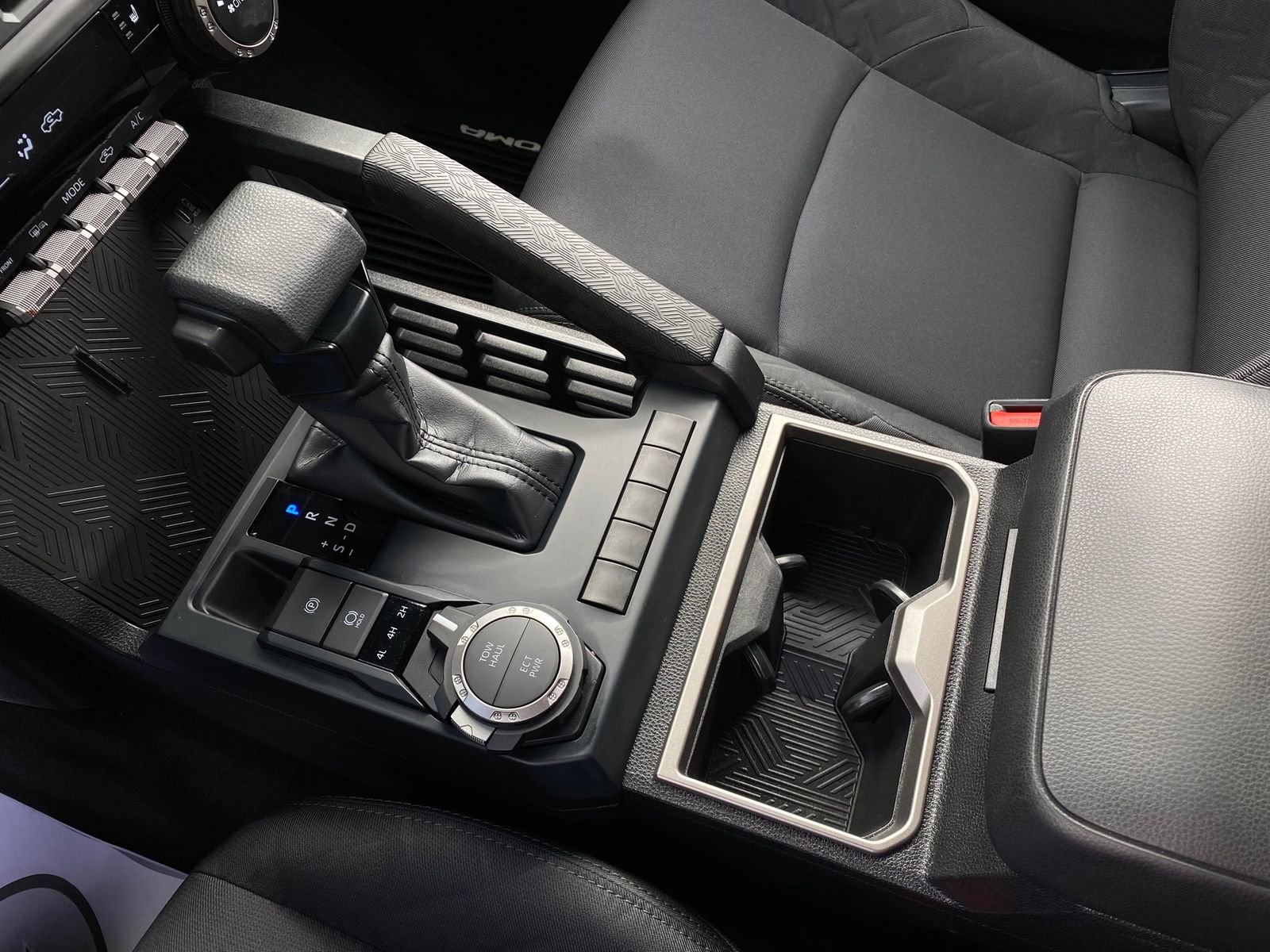 Used 2025 Toyota Tacoma SR5 image 20