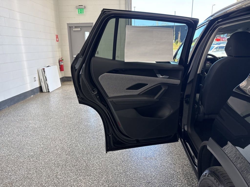 New 2026 Volkswagen Tiguan S FWD image 32