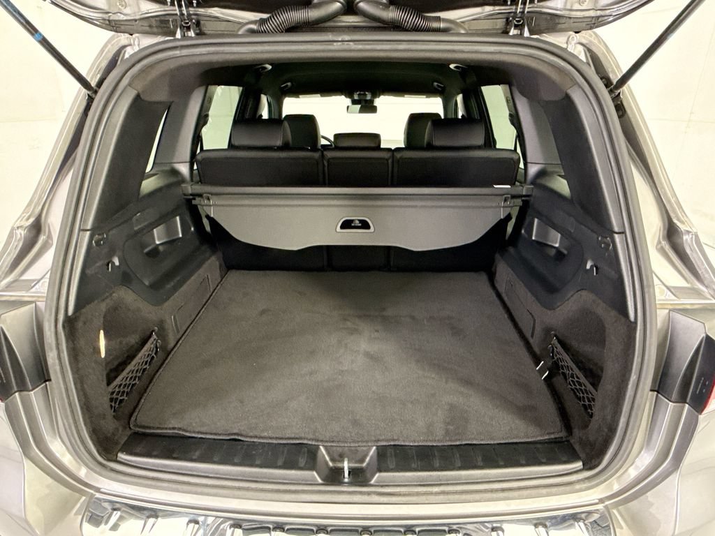 Used 2022 Mercedes-Benz GLB 250 4MATIC image 27