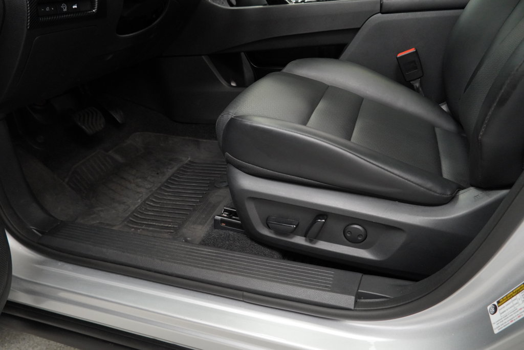 Used 2023 Nissan Rogue SV w/ SV Premium B Package AWD/4WD image 39