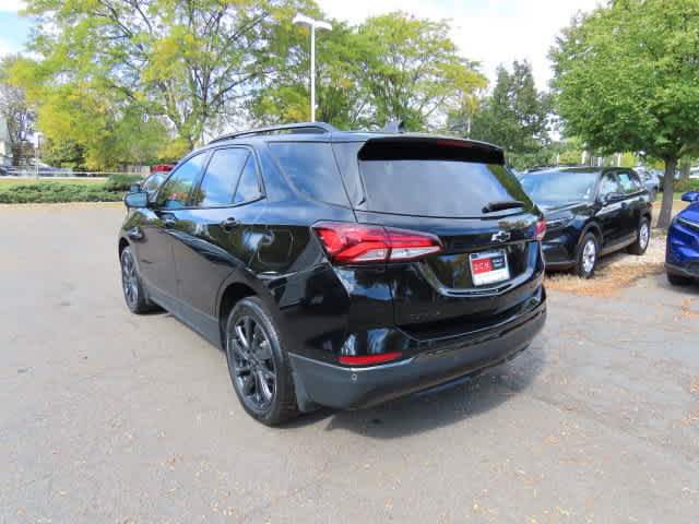 Used 2023 Chevrolet Equinox RS w/ RS Leather Package AWD/4WD image 4