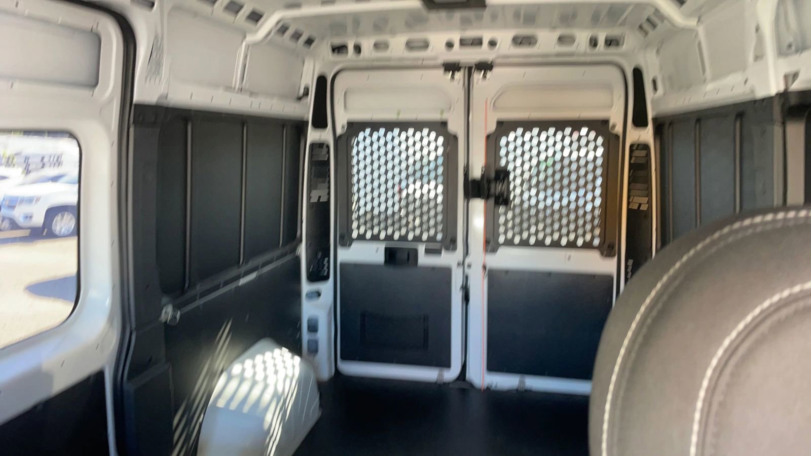 Used 2020 RAM ProMaster 1500 w/ Interior Convenience Group FWD image 28