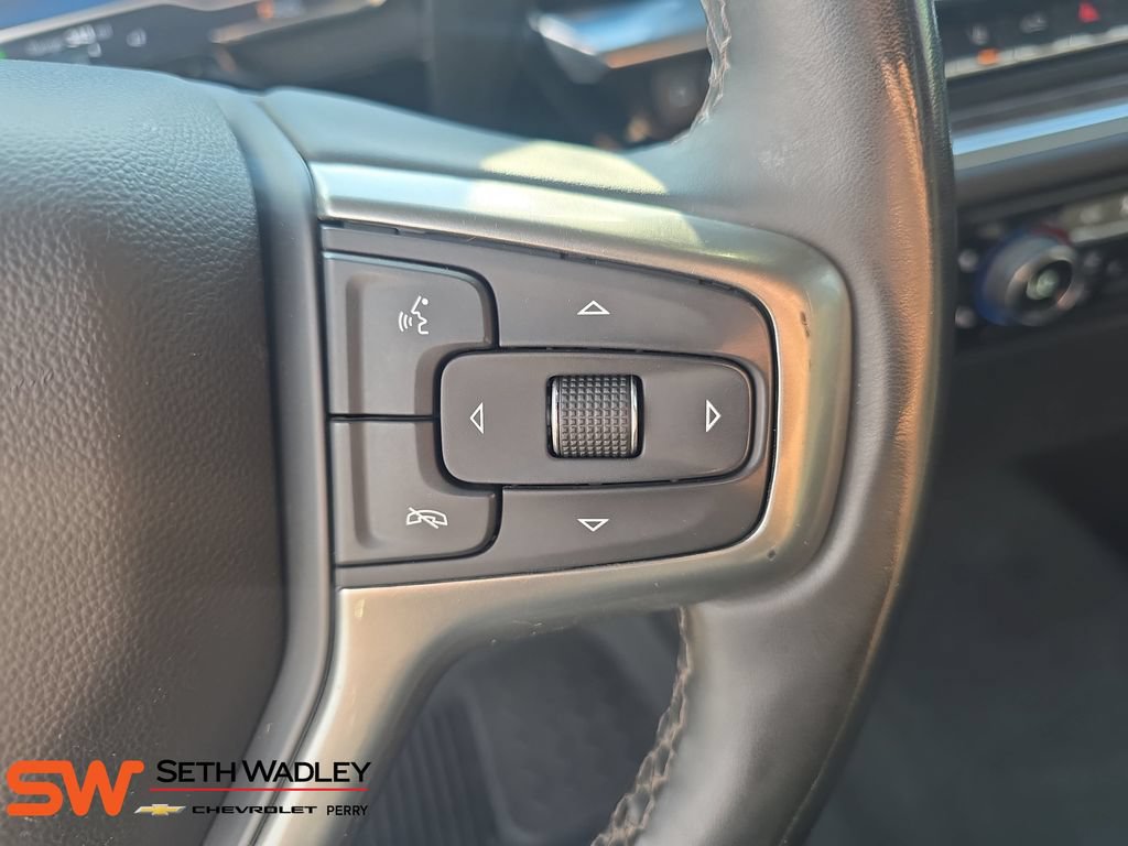 Used 2025 Chevrolet Silverado 2500 LT w/ Convenience Package AWD/4WD image 19