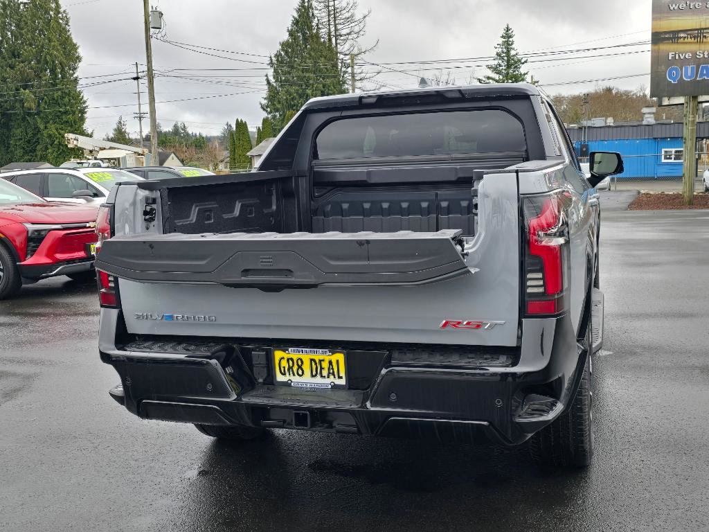 New 2025 Chevrolet Silverado EV RST image 9