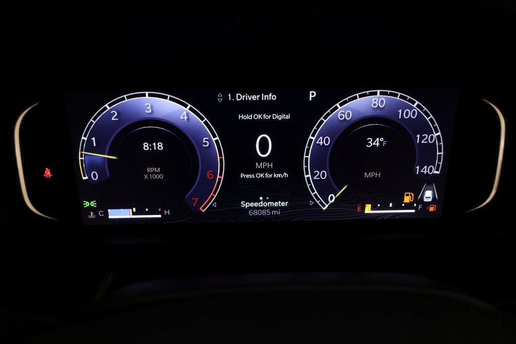 Used 2023 Jeep Wagoneer Series II w/ Flexible Seating Group image 4