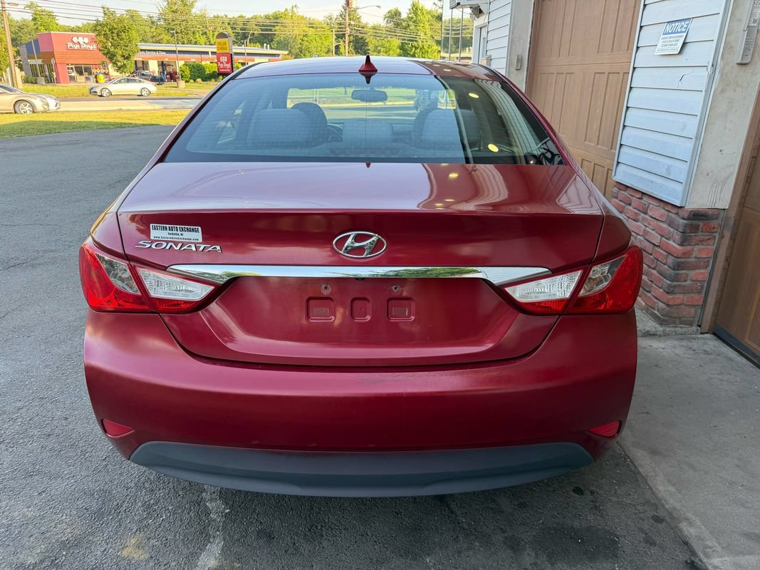 Used 2014 Hyundai Sonata GLS w/ Popular Equipment Group 2 FWD image 4