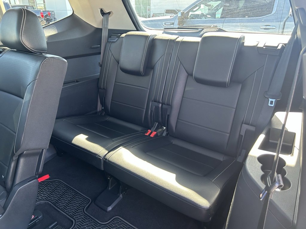 Used 2021 Volkswagen Atlas SEL R-Line w/ MDO Package (Bench Seat) image 14