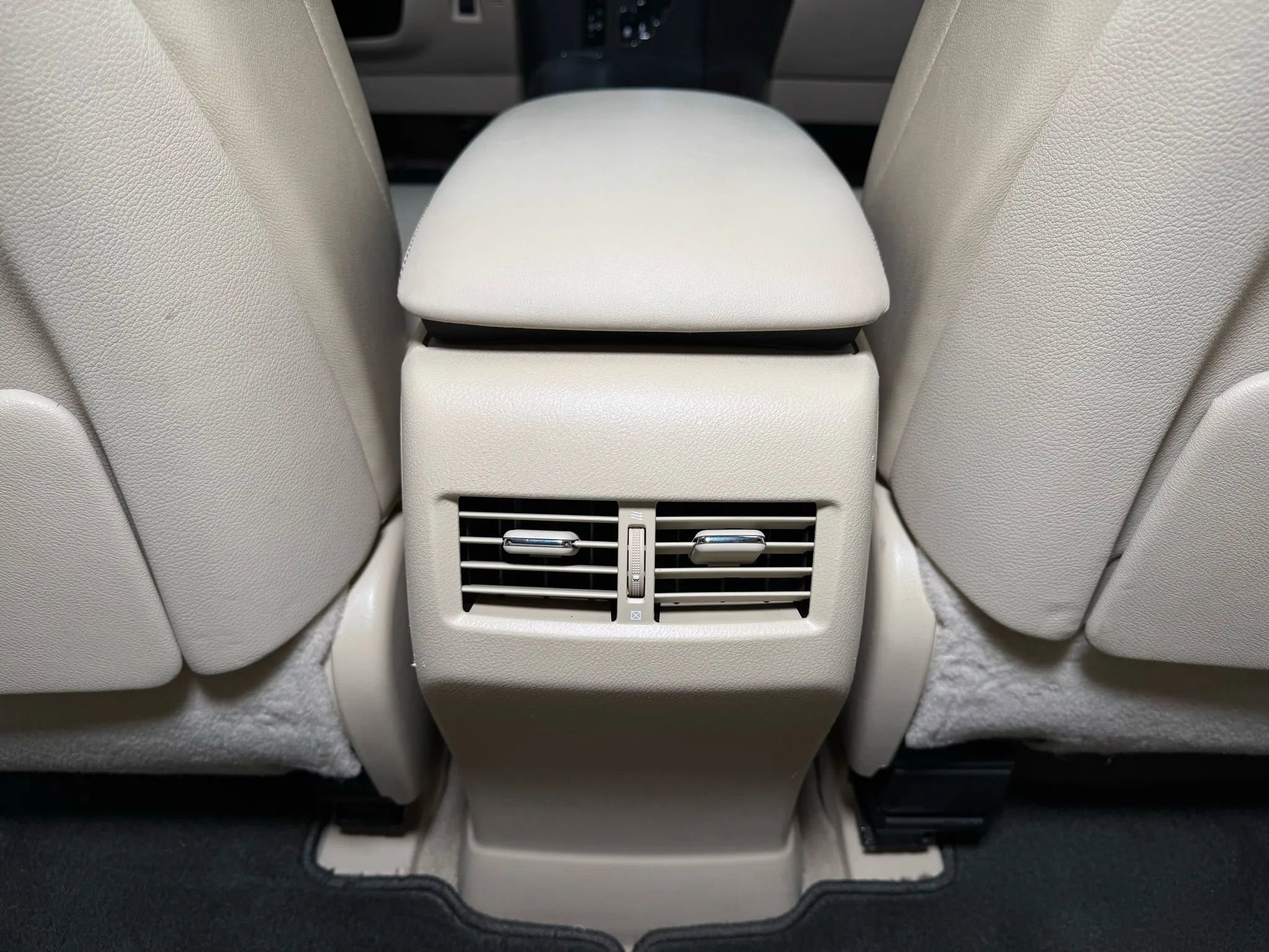 Used 2013 Lexus RX 350 AWD w/ Navigation Pkg image 23