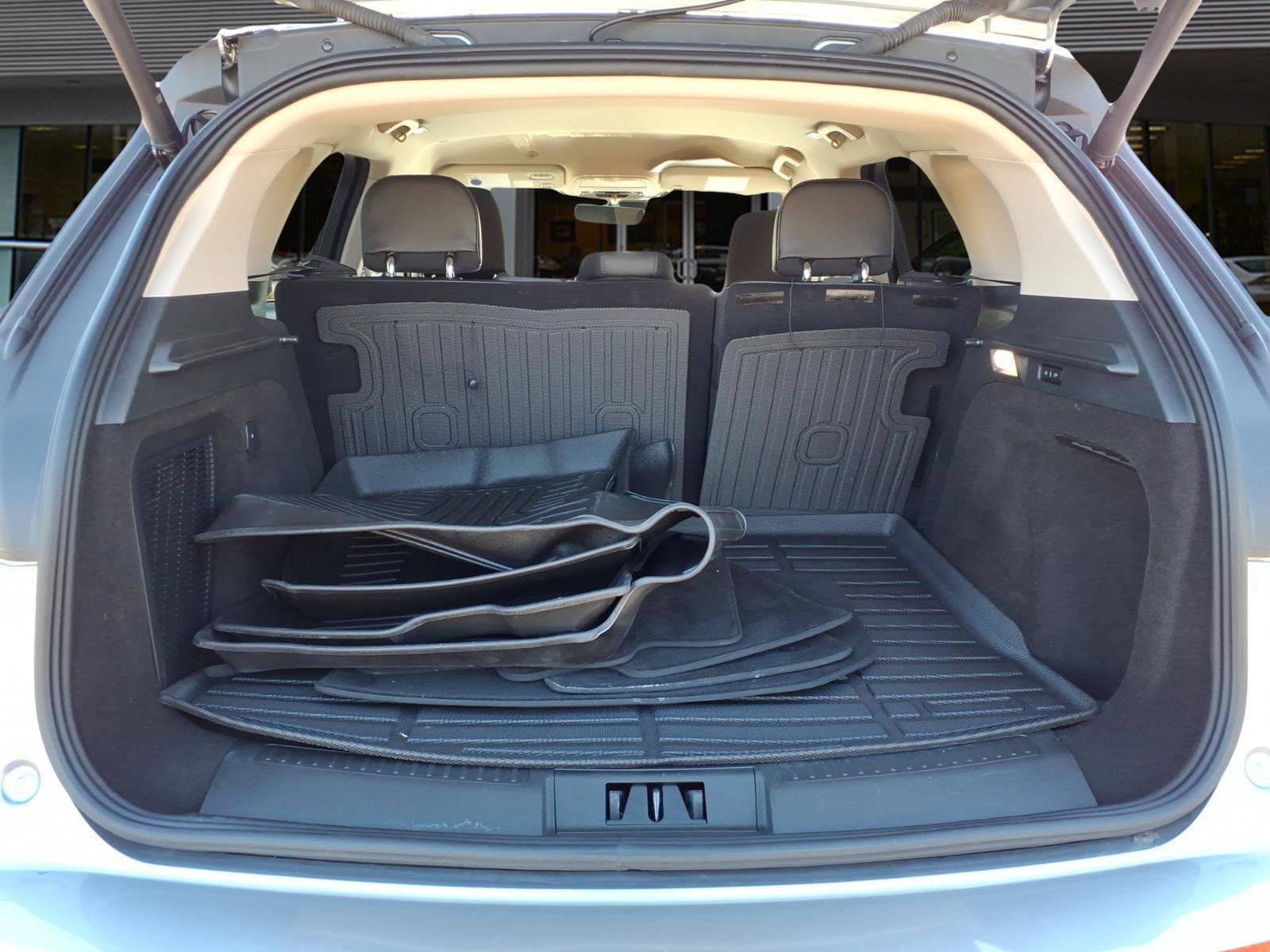 Used 2024 Lincoln Corsair AWD w/ Equipment Group 101A image 19