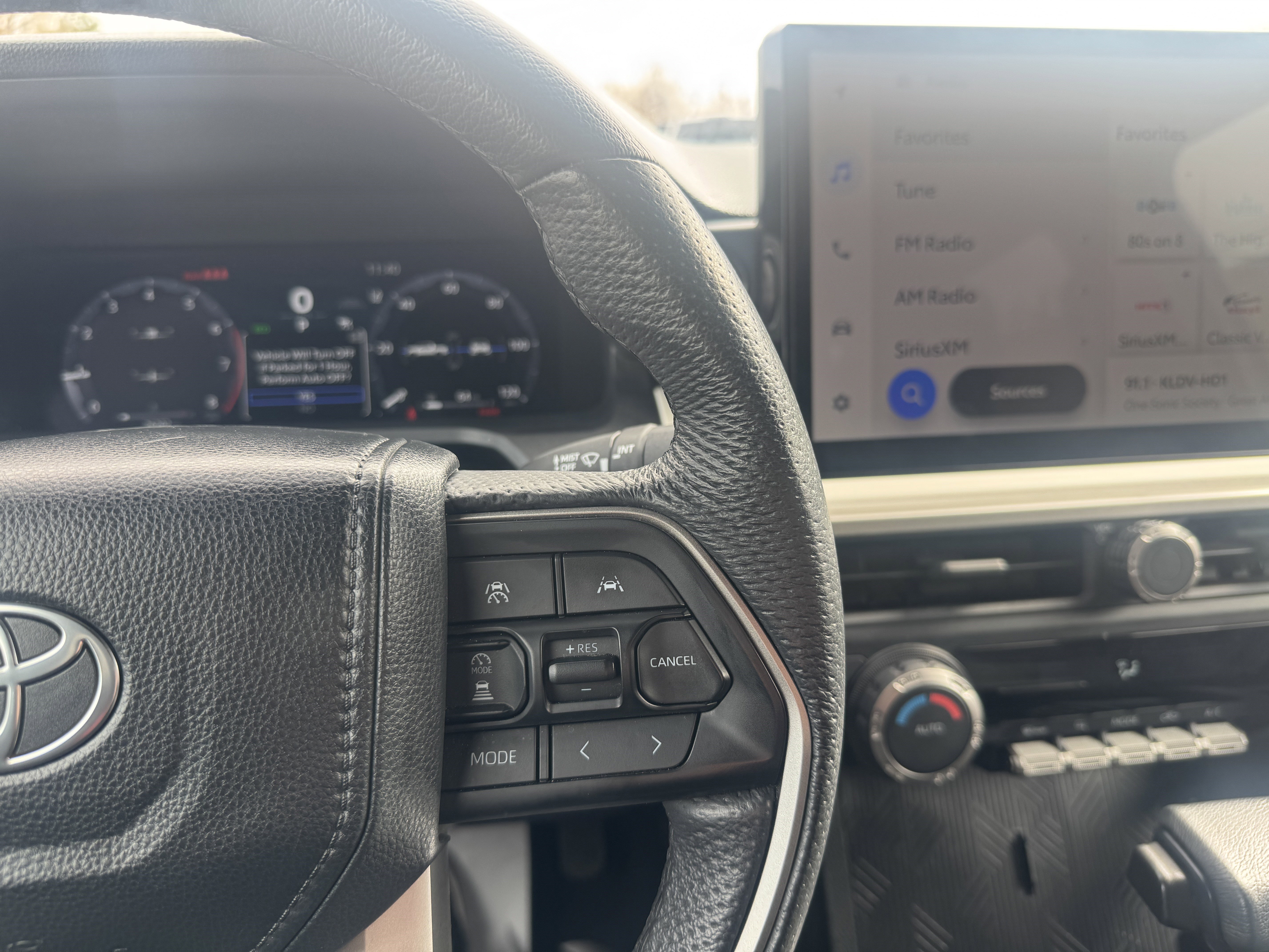 Certified 2024 Toyota Tacoma TRD Off-Road image 23