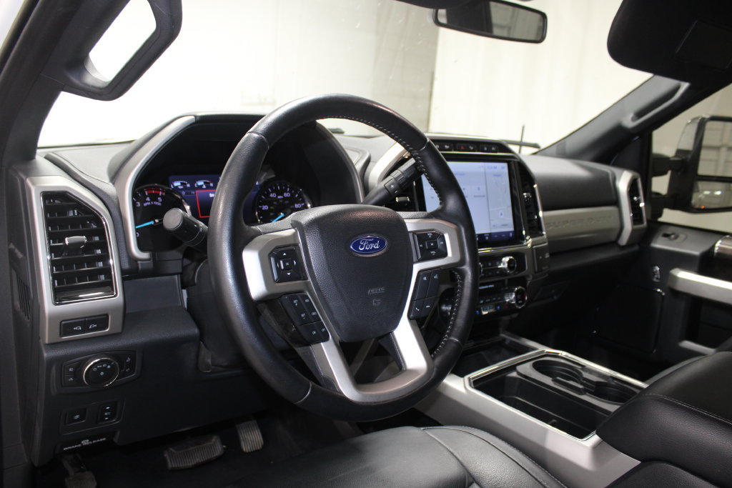 Used 2022 Ford F350 Lariat w/ Lariat Ultimate Package AWD/4WD image 16