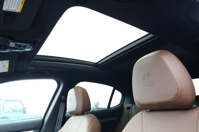Used 2024 Alfa Romeo Stelvio Ti w/ Active Assist Plus Package image 22