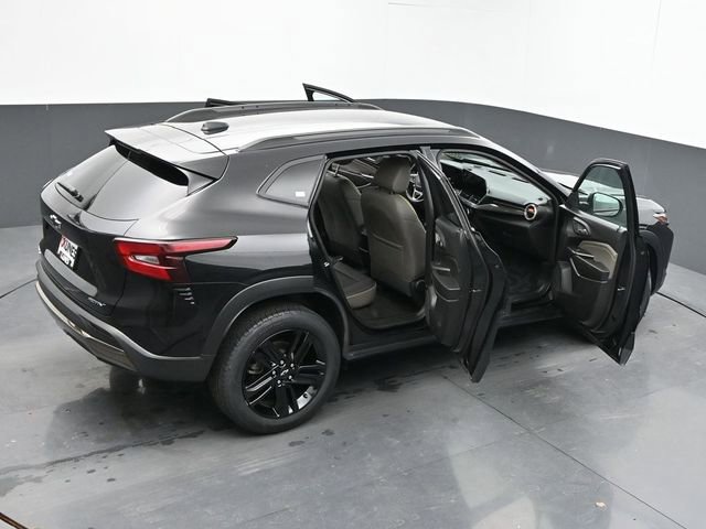 Used 2024 Chevrolet Trax ACTIV w/ Driver Confidence Package FWD image 65