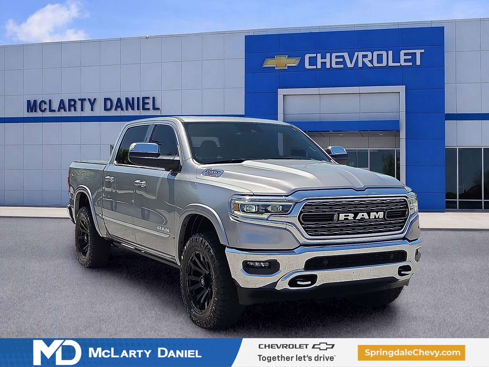 Used 2021 RAM 1500 Limited image 1