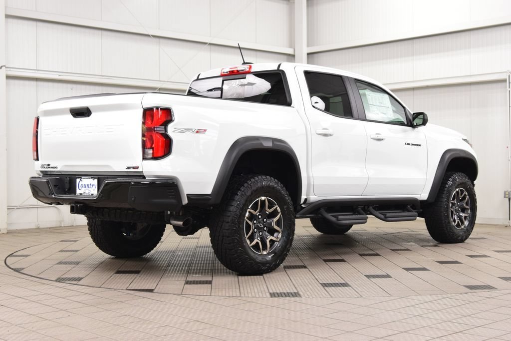 New 2026 Chevrolet Colorado ZR2 w/ Technology Package AWD/4WD image 8