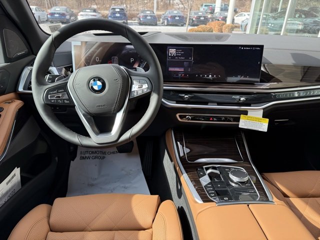 Used 2025 BMW X5 xDrive40i w/ Climate Comfort Package image 10