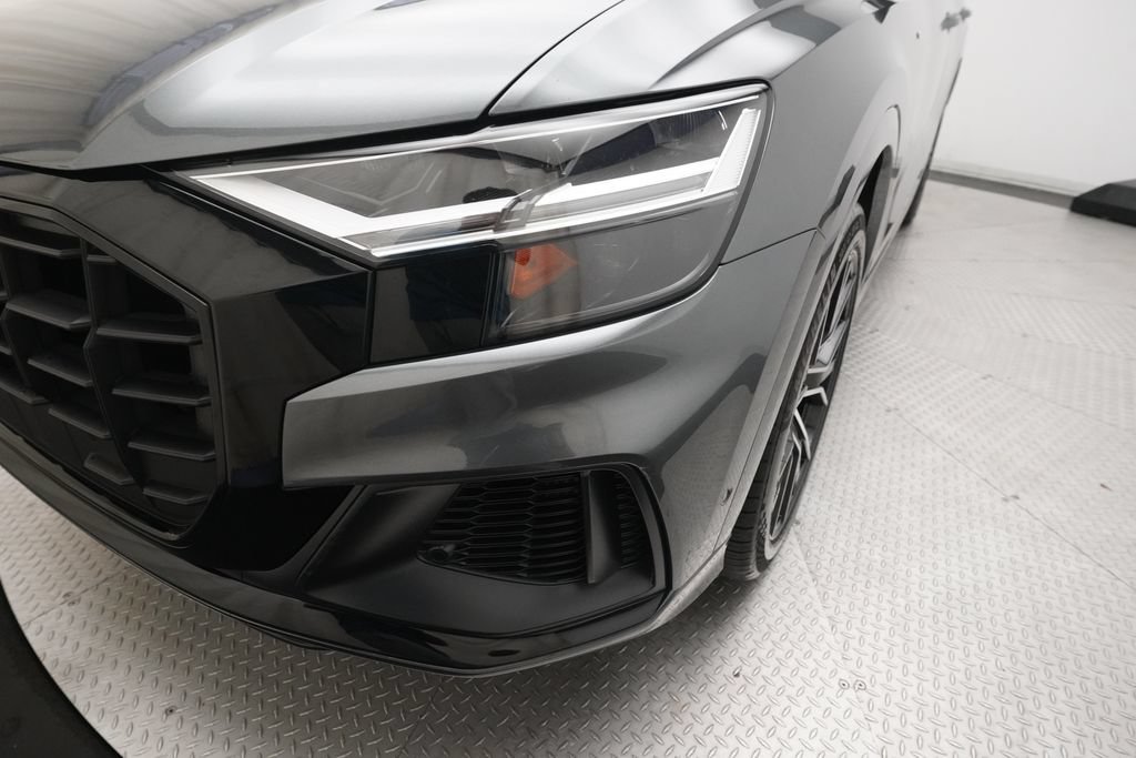 Used 2021 Audi Q8 Premium Plus w/ Premium Plus Package AWD/4WD image 24
