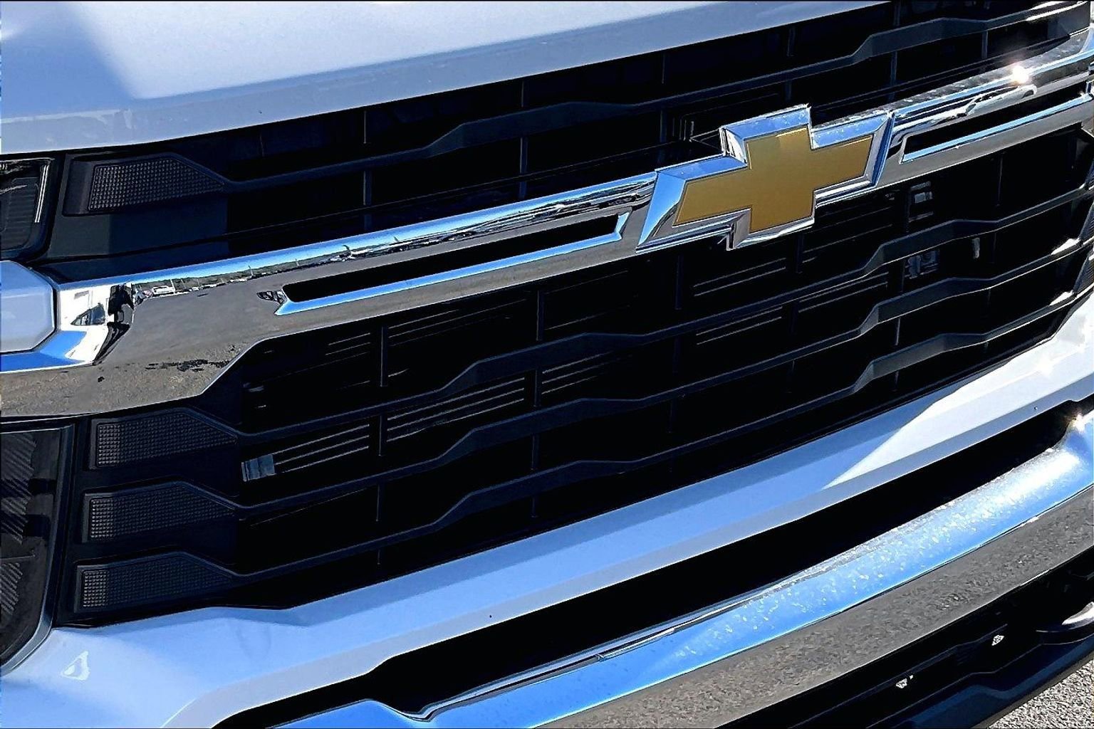 Used 2025 Chevrolet Silverado 2500 LT w/ Convenience Package image 34