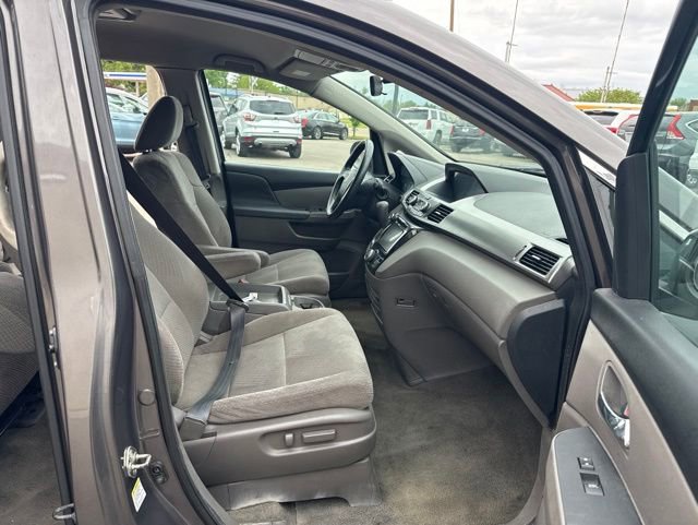 Used 2016 Honda Odyssey SE image 12