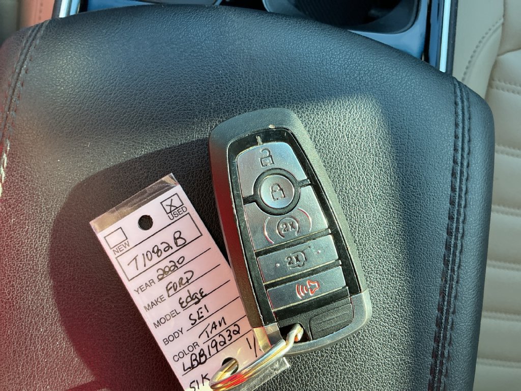 Used 2020 Ford Edge SEL w/ Convenience Package FWD image 22