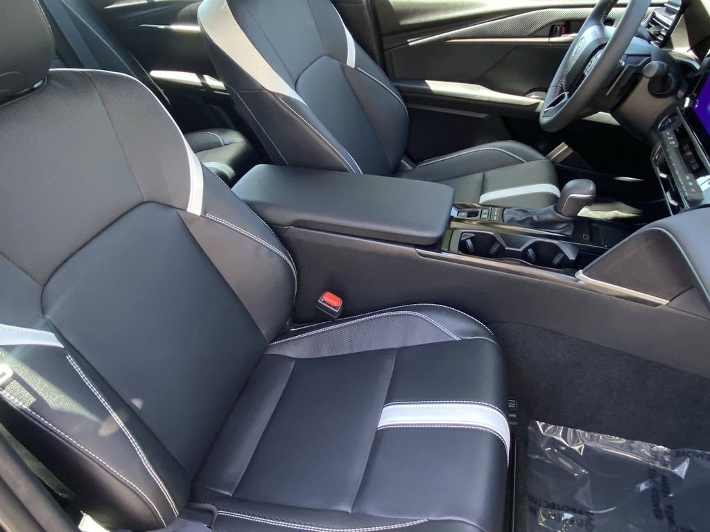 Certified 2026 Toyota Camry SE FWD image 16