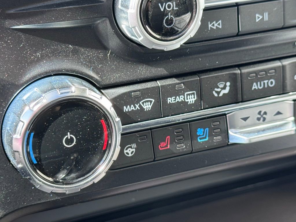 New 2026 Ford F350 Platinum AWD/4WD image 39