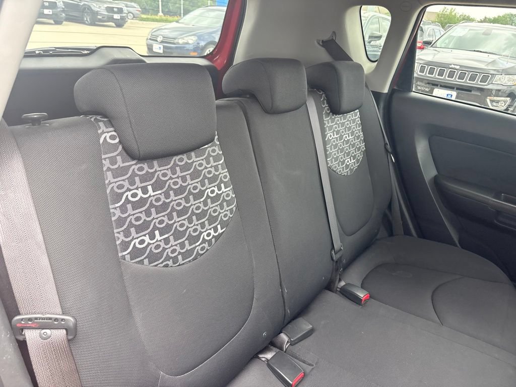 Used 2010 Kia Soul + w/ Audio Pkg FWD image 27