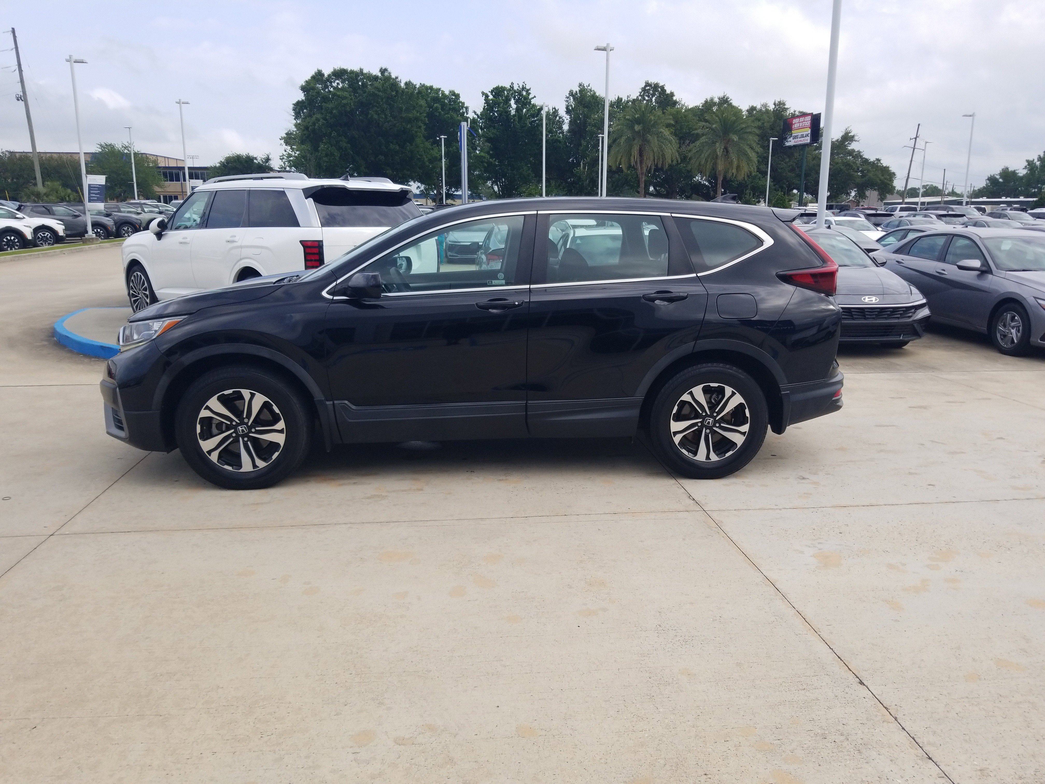 Used 2021 Honda CR-V Special Edition image 4