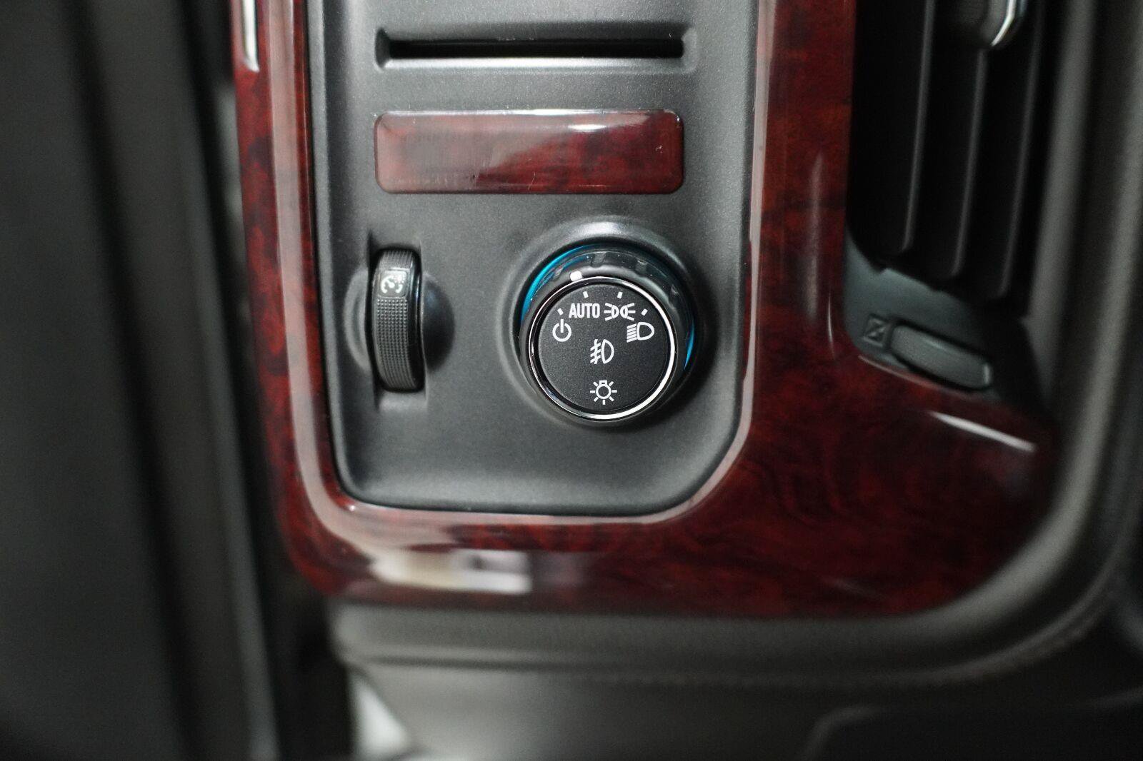 Used 2017 GMC Sierra 1500 SLE w/ SLE Value Package RWD image 18