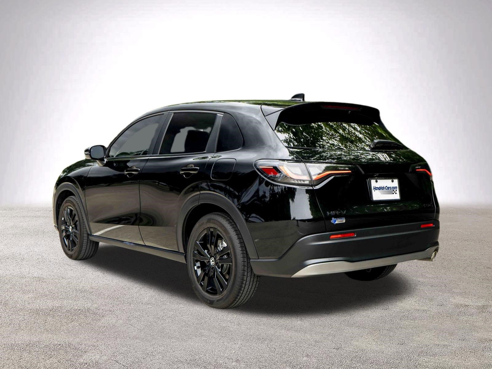Used 2026 Honda HR-V Sport image 7