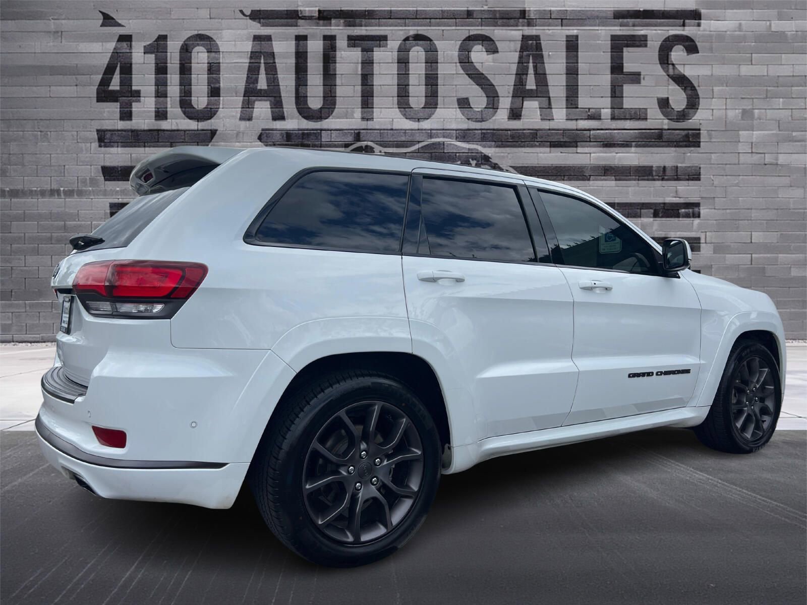 Used 2020 Jeep Grand Cherokee High Altitude image 3