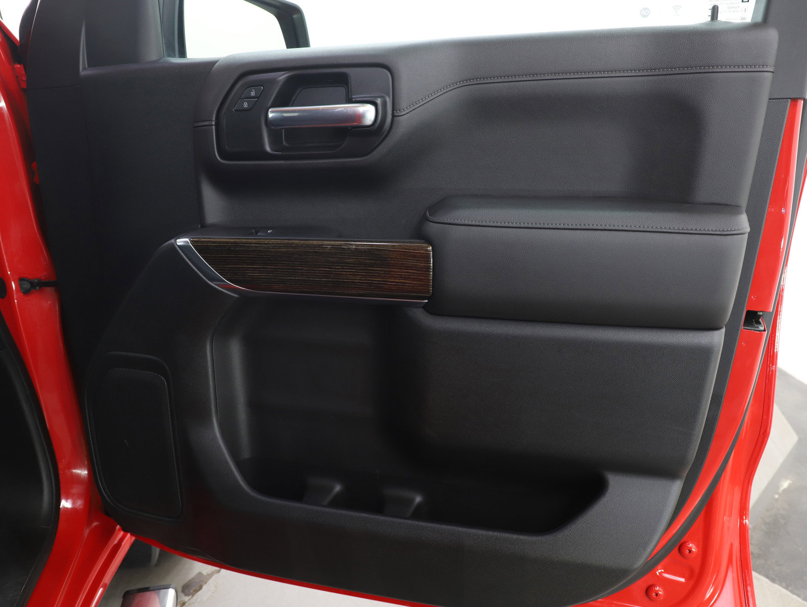 Used 2019 GMC Sierra 1500 SLE w/ SLE Value Package AWD/4WD image 13